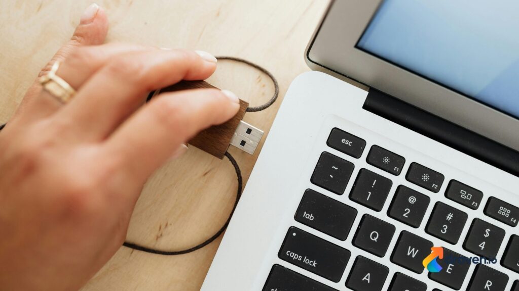 custom USB flash drive